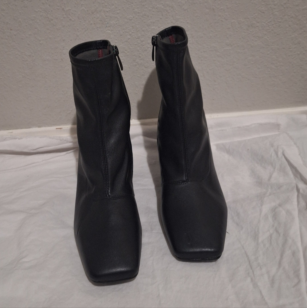 Franco Sarto Black Square-Toe Ankle Booties with Side Zip